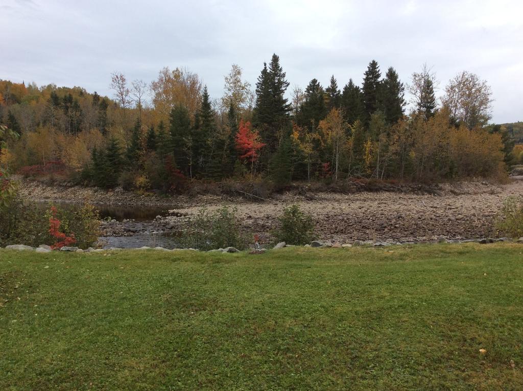 Le 4 Chemins Chalet L'Anse-Saint-Jean